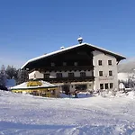 Salzburger Dolomitenhof فندق