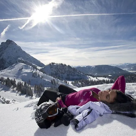 ホテル Salzburger Dolomitenhof アンベルク・イム・ランマータール