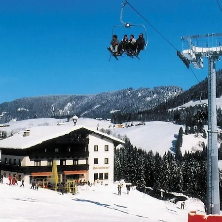Szálloda Salzburger Dolomitenhof 3*