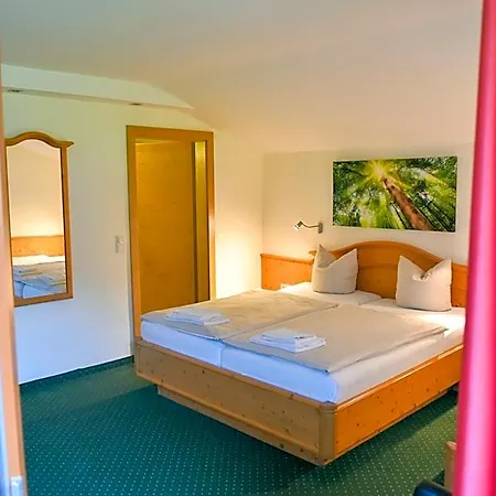 Salzburger Dolomitenhof Hotel