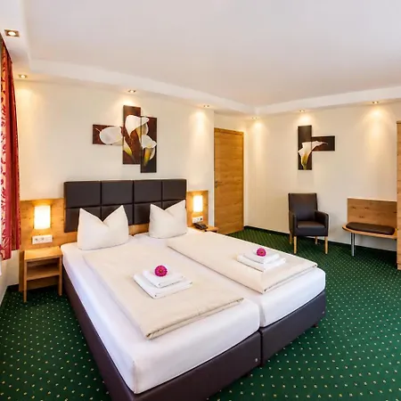 Salzburger Dolomitenhof Hotel